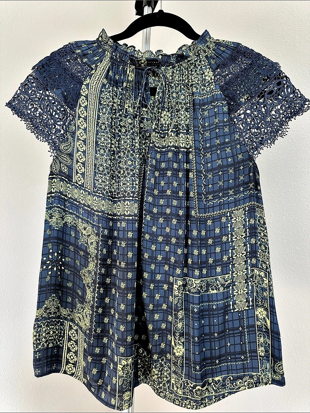 Current Air Paisley Geo Print Ruffle Sleeve Blouse Blue & Yellow Medium Like New